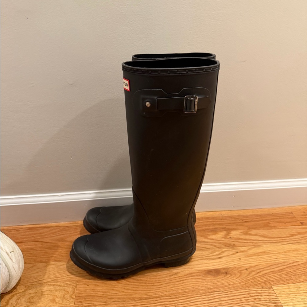 Hunter Black Tall Rain Boots